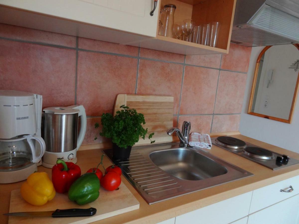 Ferienwohnungen Hass - Haus 1 フェーマルン エクステリア 写真